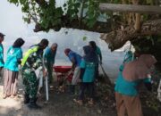 Sinergi TNI, Nelayan, dan Swasta Jaga Pantai Sekotong