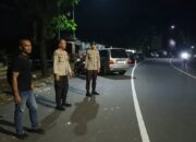 Ikhtiar Polsek Batulayar Jaga Stabilitas Keamanan Senggigi: Patroli Dialogis Hingga Dini Hari