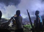 Diduga Konsleting Listrik Rumah Panggung 9 Tiang di Desa Mpili Kecamatan Donggo Ludes Terbakar