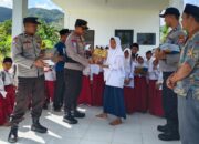 Polres Lombok Barat Turun Langsung ke Dusun Terpencil, Dorong Budaya Literasi Lewat Bantuan Buku Berkualitas