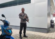 Anggota Jaga Polsek Pemenang Amankan Bank NTB Syariah, Situasi Aman Terkendali