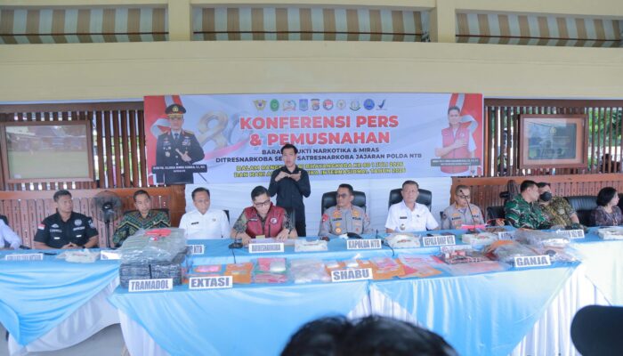 Polda NTB Ungkap 442 Kasus Narkoba dalam Enam Bulan, Kapolda Tegaskan “War On Drugs”