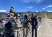 Patroli Gabungan Satgas Ops Damai Cartenz-2026 Hadirkan Rasa Aman bagi Warga melalui Sambang di Lanny Jaya