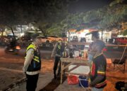 Biddokkes Polda NTB Perkuat Patroli Malam Minggu, Sapa UMKM dan Jaga Kamtibmas di Kota Mataram