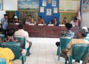 Hadiri Musdes Khusus Tingkat Desa Woro, Bhabinkamtibmas Polsek Madapangga Sampaikan Himbauan dan Pesan Kamtibmas